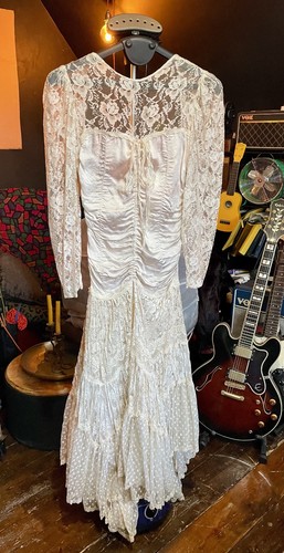 Vintage gothic white wedding - vintage,