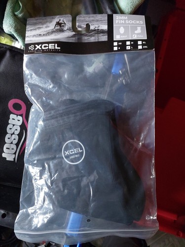 Xcel wetsuit socks - size, l