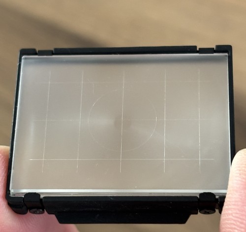 Nikon red dot - dot, type