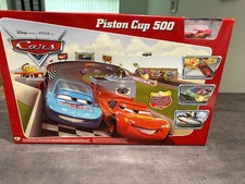 Disney Pixar Cars Piston Cup 500 Motorized Track w/Lightning McQueen- New In Box