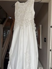 Ivory Bridesmaid / communion /