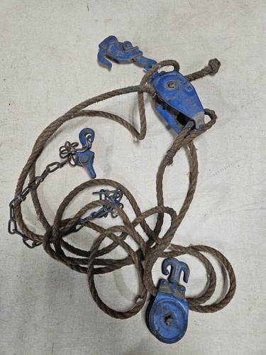 Vintage metal block tackle - vintage, &