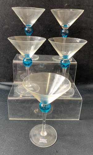 Bombay sapphire martini - sapphire, glass