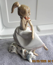 Lladro Porcelain Figurine