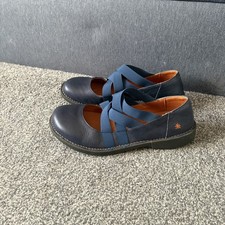 The Art Company Ladies Mary