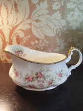 Paragon Fine Bone China  Victoriana Victoria  Rose Gravy Sauce Boat 