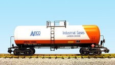 New USA TRAINS 42 Ft. Modern Tank Car Airco (Metal Version) R15259