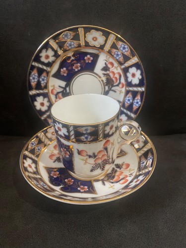 Vintage imari patterned cup - patterned,
