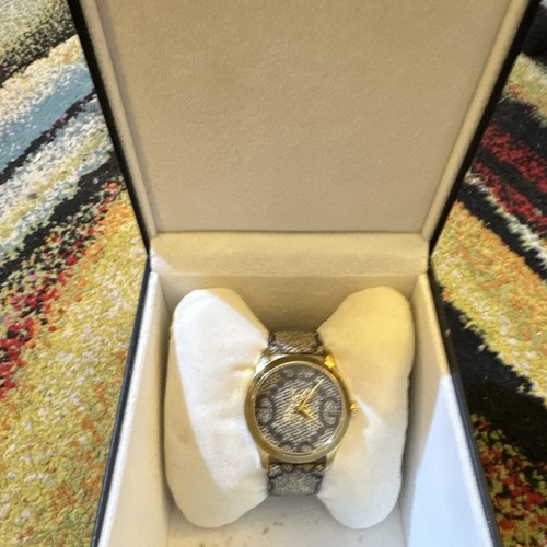 Gucci timeless 126 - gucci, swiss