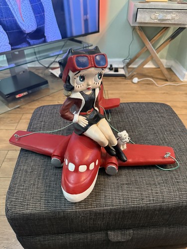 Betty boop aviator and pudgy - betty,