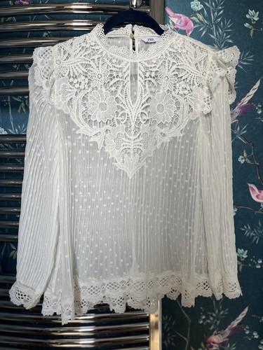Zara lace blouse loose - lace,
