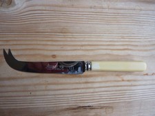 Priestley & Moore Ltd Valiant