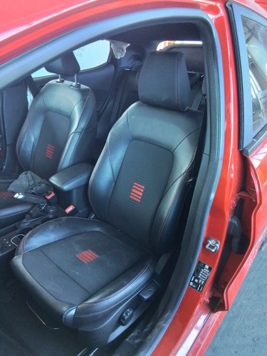 Front seat ford fiesta mk8 - front,
