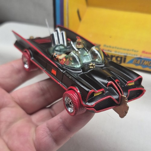 Corgi 267 batmobile with - corgi,