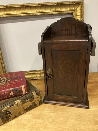 Victorian cigar dark wood - dark,