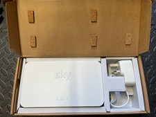 Sky Q Wireless Booster 4 SE210