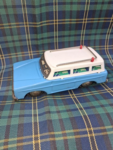 Rare voiture blue station - blue,