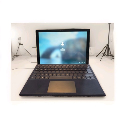 Microsoft 1724 surface - ,