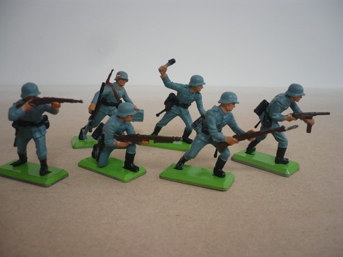 Britains deetail ww2 - britains, full