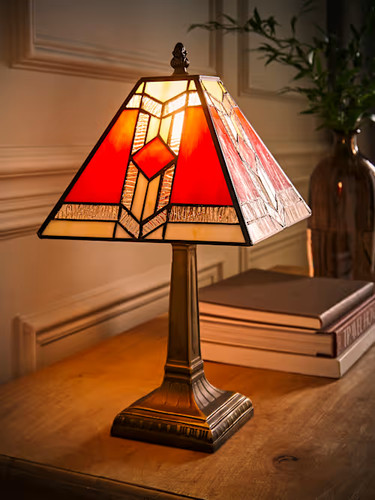 Tiffany style table lamp - tiffany,