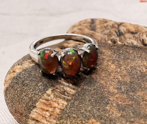 Vintage black fire - vintage, opal