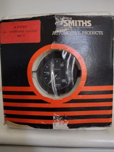 Smiths oil pressure gauge - oil,