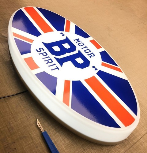 Illuminated wall sign led - bp,