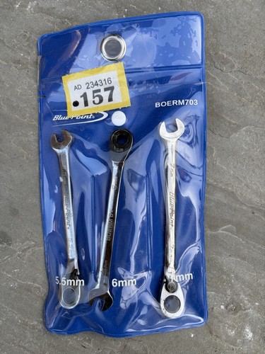 Bluepoint ratchet spanners - ratchet, in