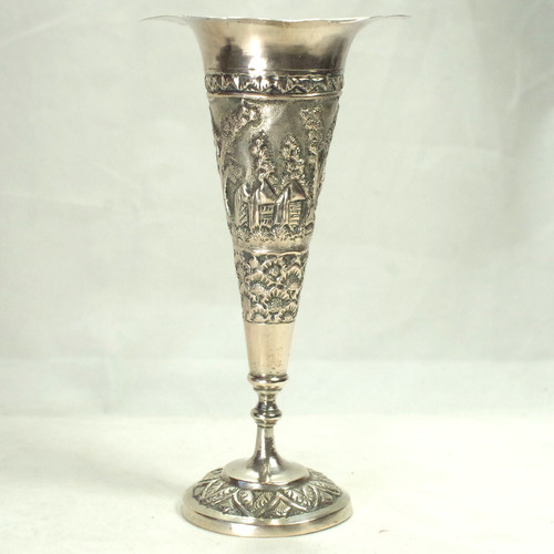 Trumpet vase indian - trumpet, silver