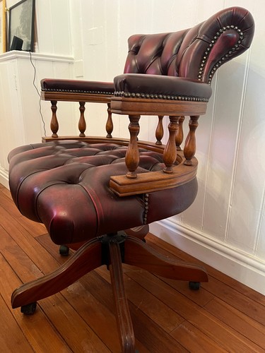 Chesterfield captains desk - chesterfield,
