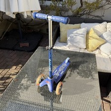 Mini Micro Scooter Deluxe /