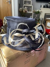 Ladies Navy & Cream Hat.Wedding Races Occasional. Excellent Condition Never Worn