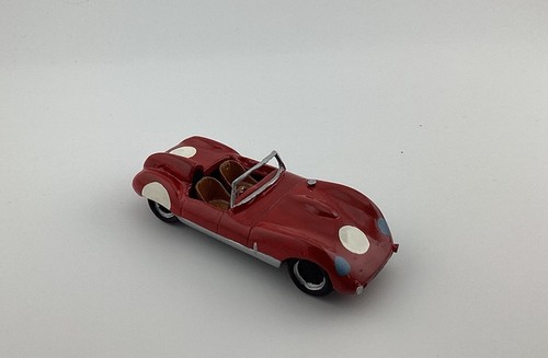 Trevor wright hand - wright, 1:43
