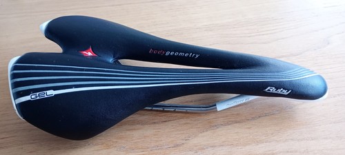 Specialized ruby gel body - ruby, ti