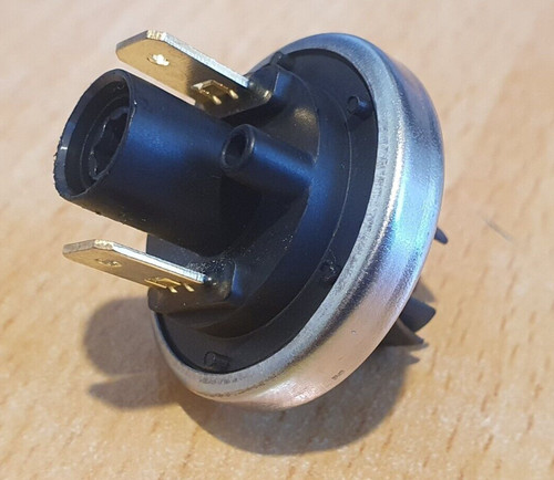 Cluster flush switch - cluster, for