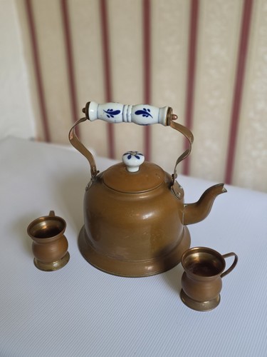 Vintage solid copper kettle - solid,