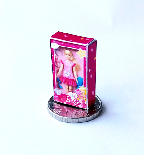 Dolls house miniature - dolls,