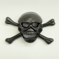 PIRATE SKULL & CROSSBONES  Cast Iron Wall Mounted Bottle Opener  Home Bar