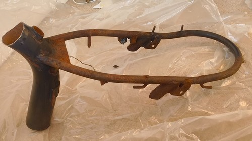 Triumph t140e frame parts - frame.,