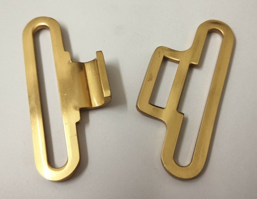 Belt buckle for pistol - for, /