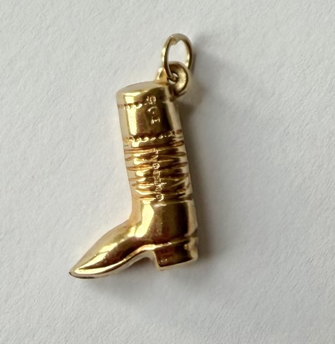 9ct 375 hallmarked yellow gold - 9ct,