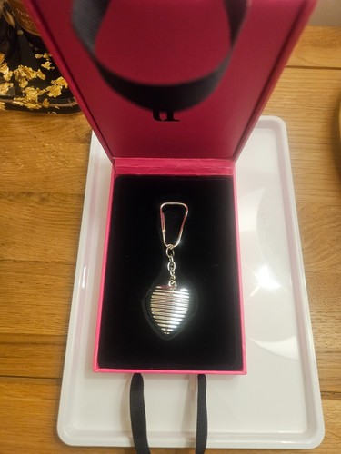 Silver colour key - colour,