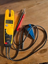 Fluke T5-600 electrical tester