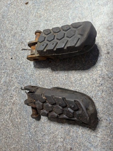Yamaha 125x footpegs - yamaha, xt