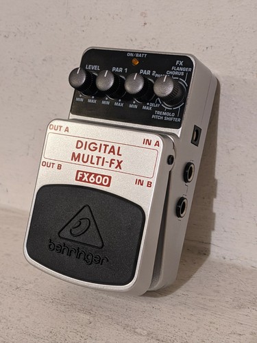Behringer fx600 digital - behringer, stereo