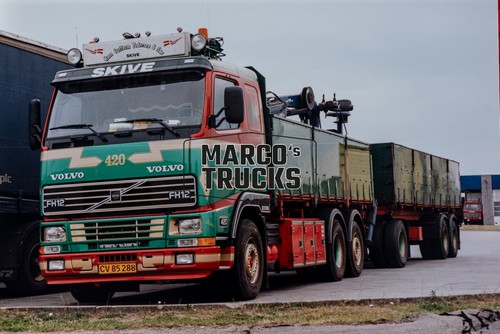 Truck photo volvo fh12 420 - volvo,