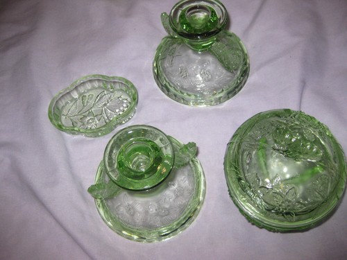 Vintage green glass dressing - vintage,