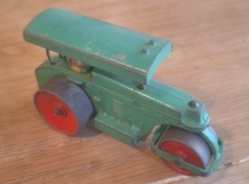 Dinky 251 aveling barford - dinky,