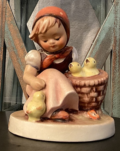 Vintage goebel hummel chick - goebel,