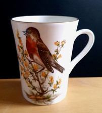 BRAMBLING NATIONAL TRUST BIRD CUP GOLD RIM MUG FINE BONE CHINA MADE IN ENGLAND